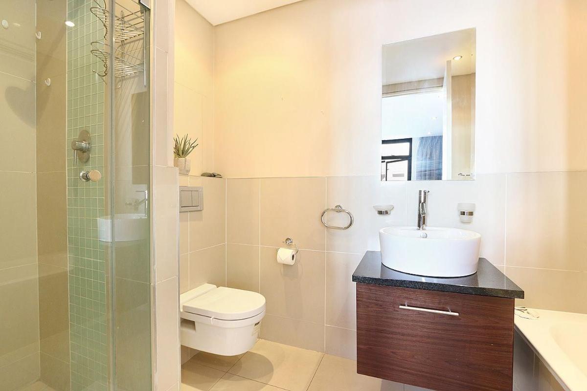 דירות בלוברגסטראנד Eden On The Bay 118 By Hostagents מראה חיצוני תמונה
